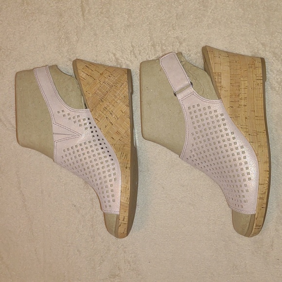 ๐ฃROCKPORT Briah Perf Sling in Metallic๐ footwear - Picture 10 of 14